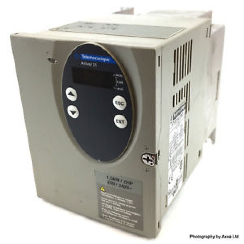 (ATV31HU15M2) Преобразователь частоты Schneider Electric ALTIVAR31, P=1.5 кВт, Uвх=1Фх220В/Uвых=3Фх220В