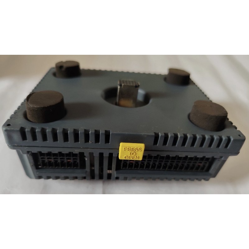 HMISBC - SE Magelis SCU процессорный модуль 8DI/8DO + 4AI/2AO, Schneider Electric