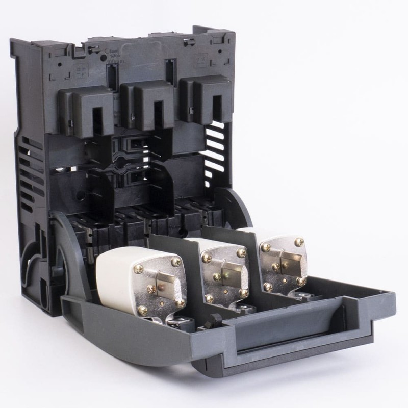 510494 - Горизонтальный блок рубильник на панель 3P In-630 A, NH-3, 690 В АС, TAKEL