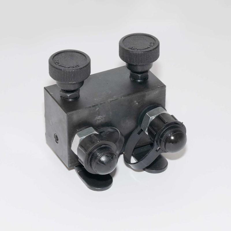 504190 - Двухканальный кран гидравлический распределительный КГР-2 (700 бар), TAKEL